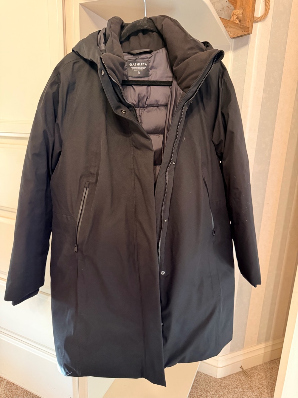 Athleta XL black Outward bound parka jacket